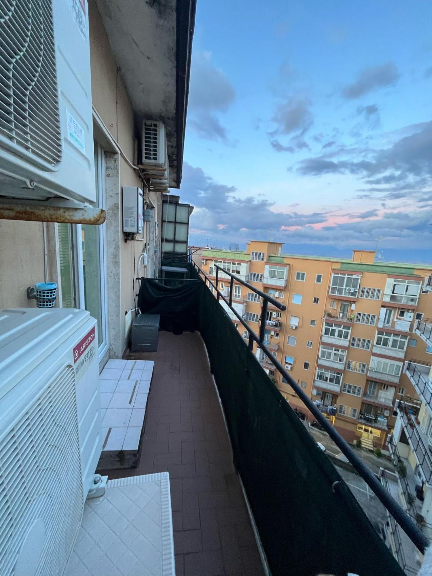 F.Rooms Napoli エクステリア 写真