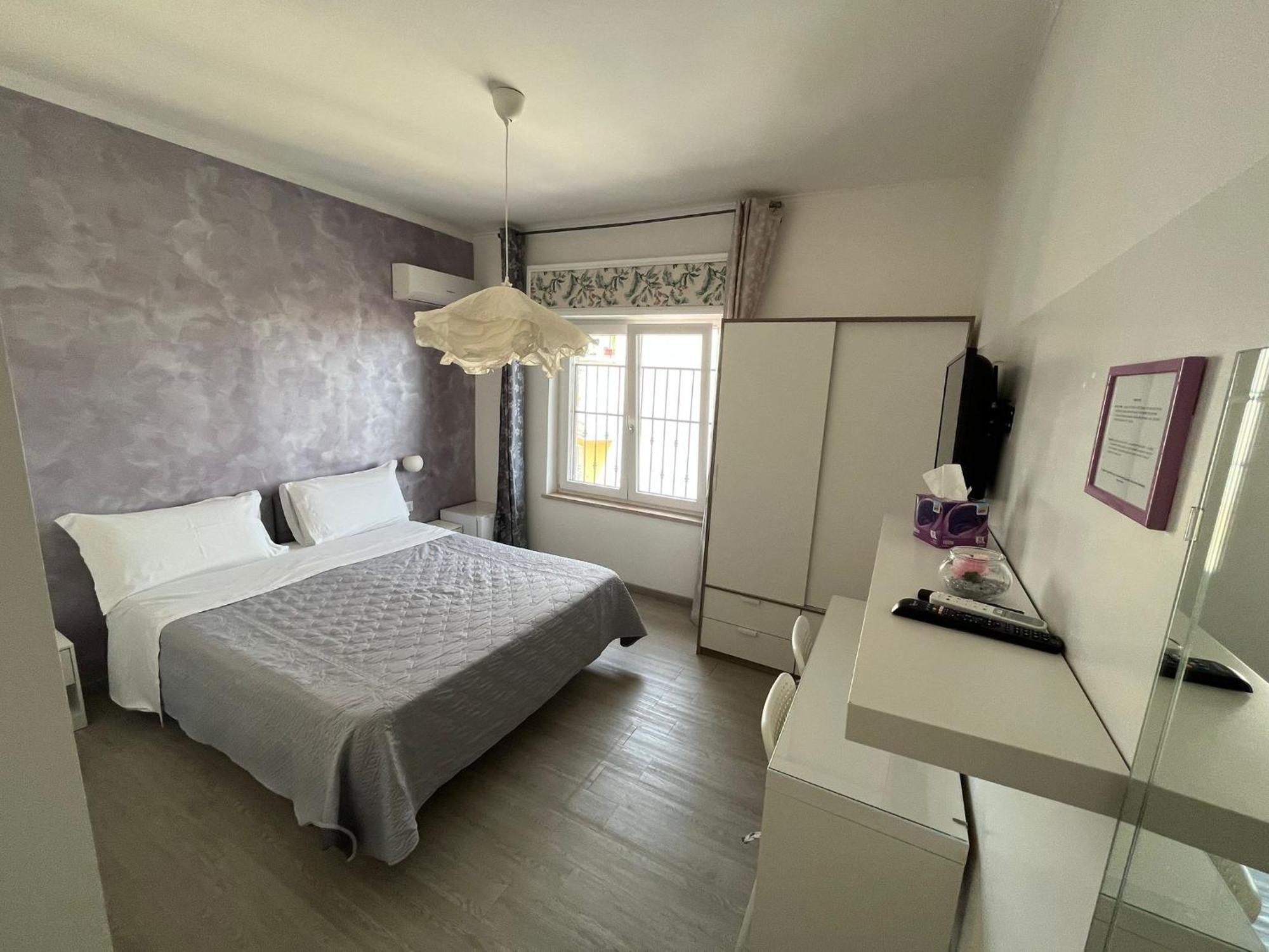 F.Rooms Napoli エクステリア 写真